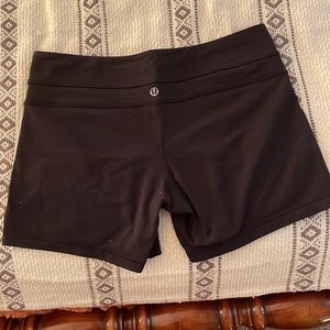 Lululemon Spandex Shorts Size 6